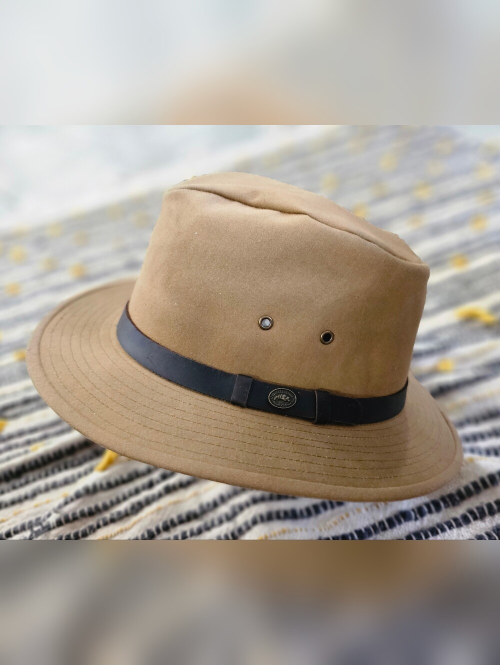 Australian Outback Collection Waxed Cotten Vintage Safari Hat